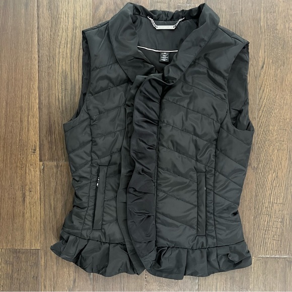 White House | Black Market Vest - Picture 9 of 13